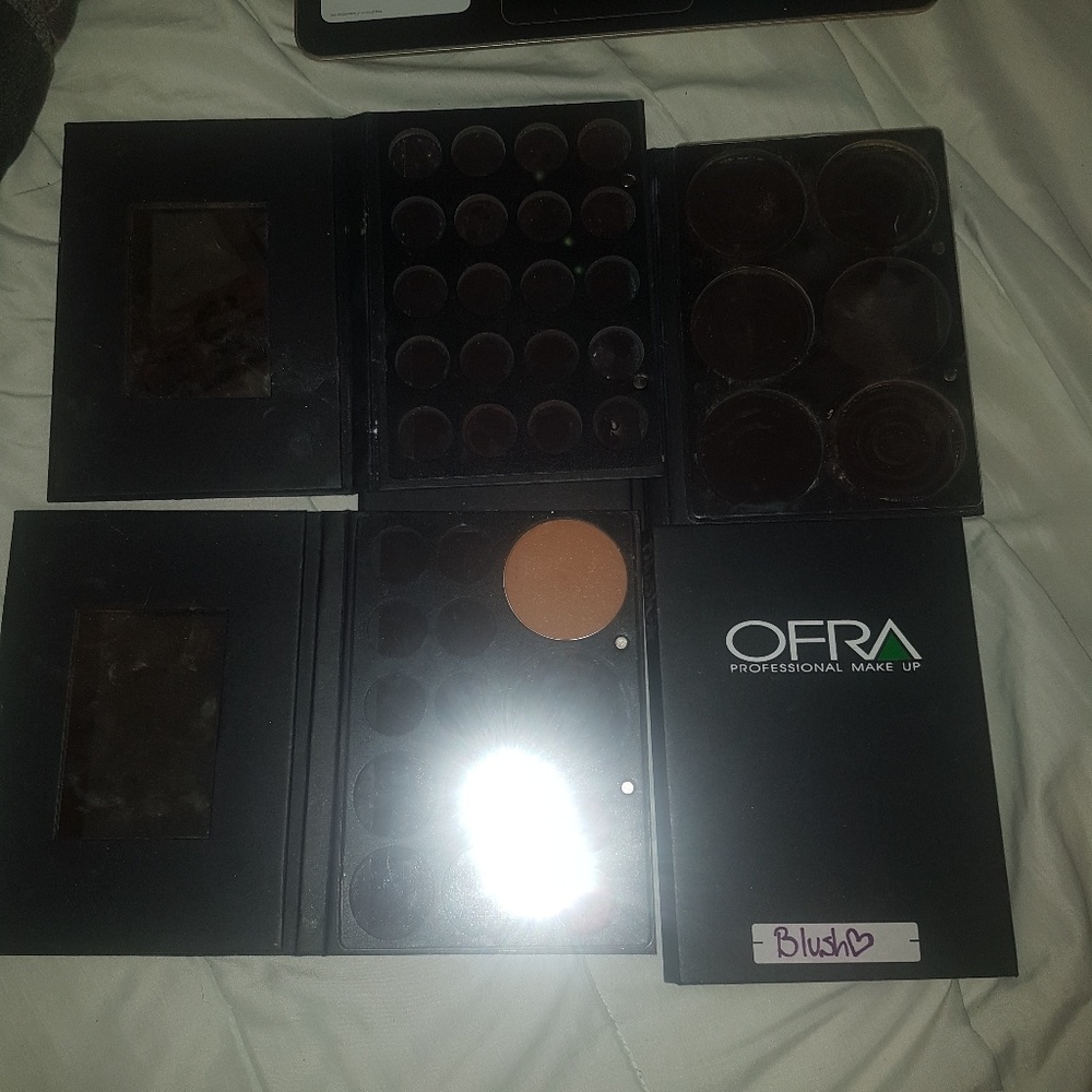 OFRA pro make-up matnetic palettes